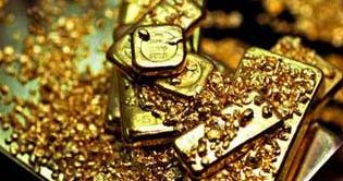 Gold price tumbles in local, Intl markets